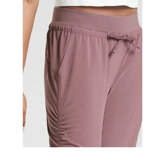 Athleta Attitude Pant in Volcanic Violet Size 4 - Picture 5 of 10